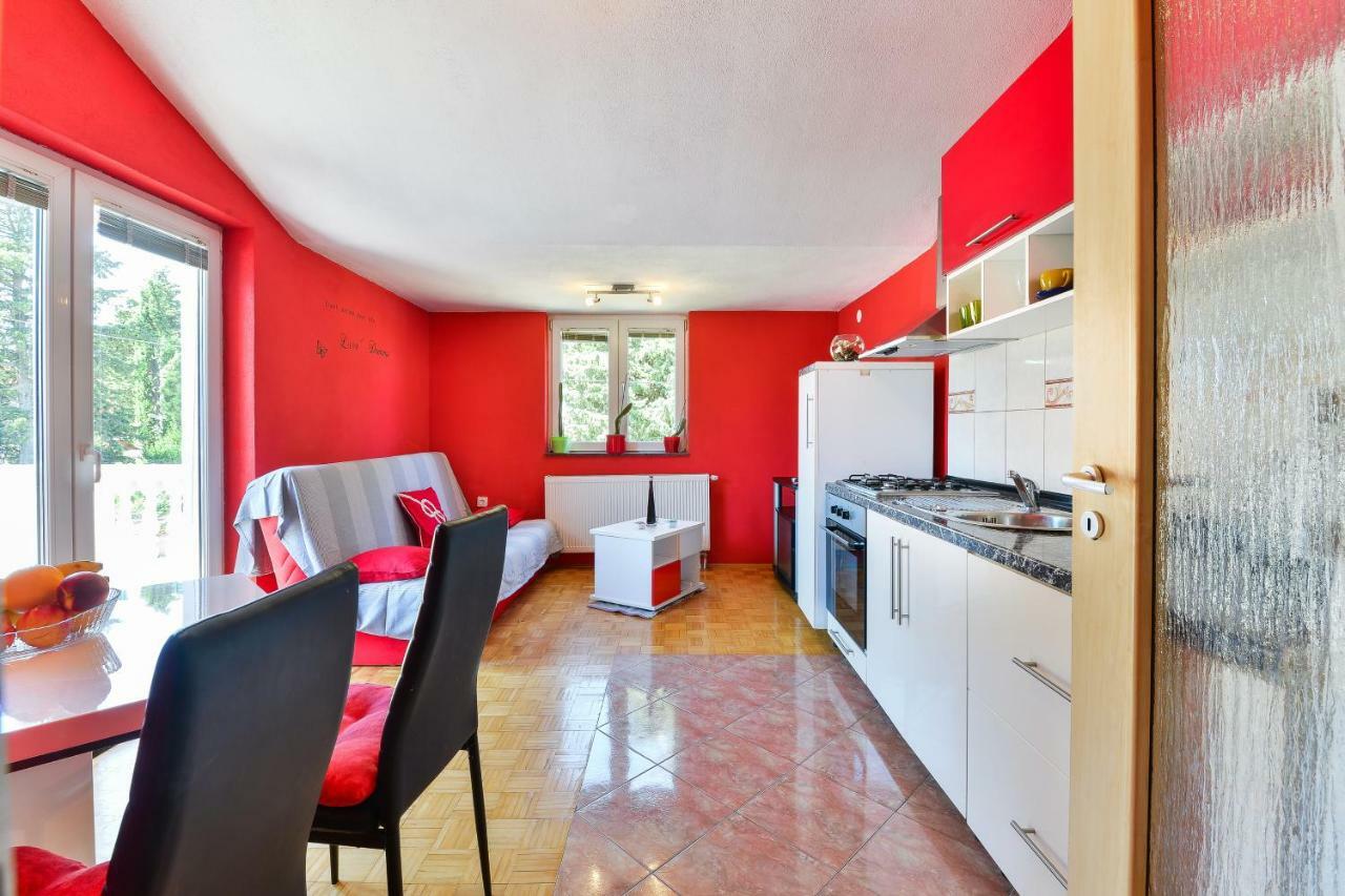 Apartments Crno Zadar Zewnętrze zdjęcie