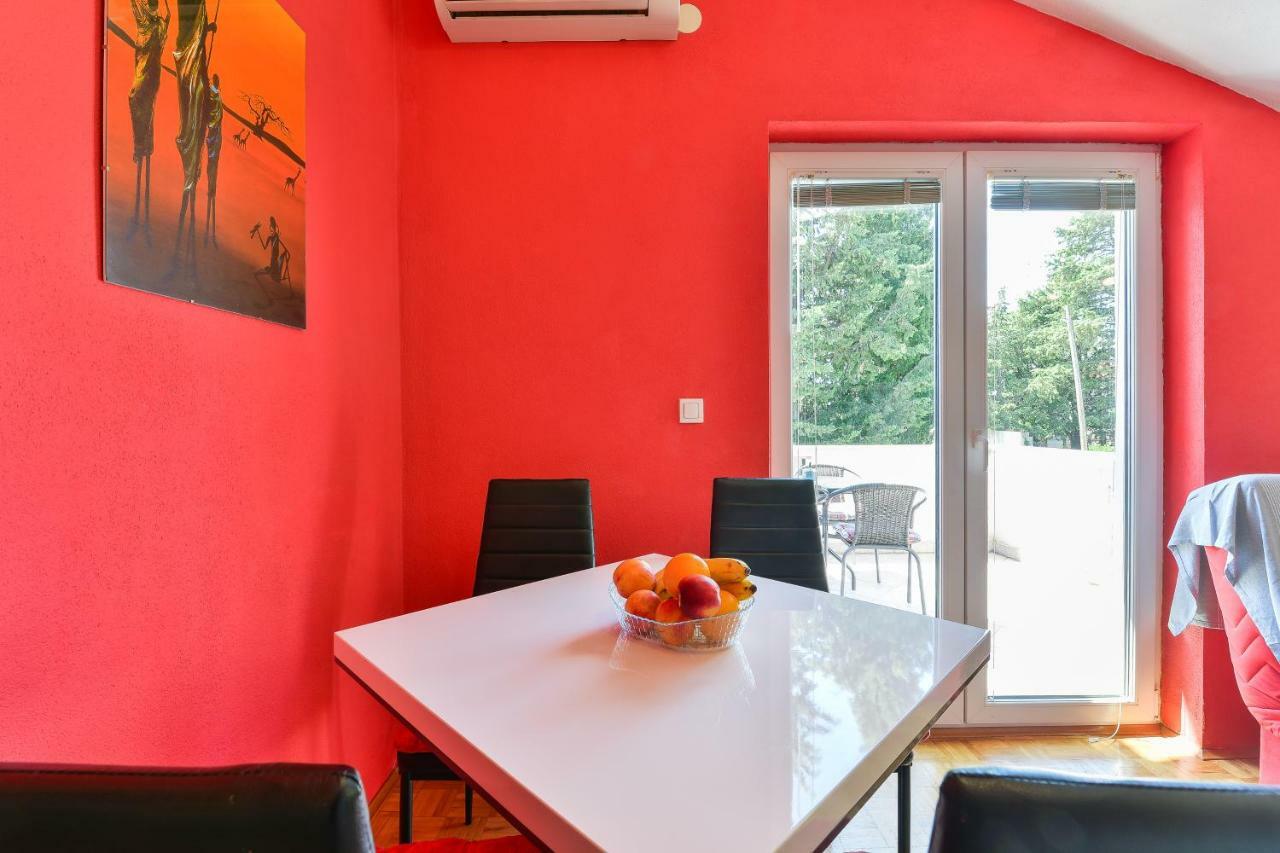 Apartments Crno Zadar Zewnętrze zdjęcie